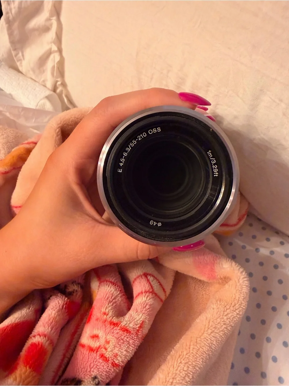 Sony E 55-210mm f/4.5-6.3 OSS Lens